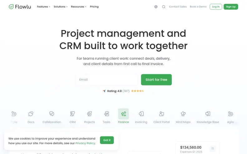 Screenshot of the Flowlu homepage